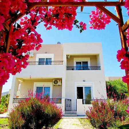 Ledras Villas *